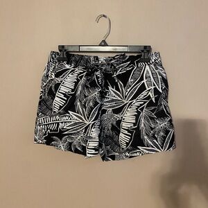 Christian Siriano Black and White Leaf Print Shorts